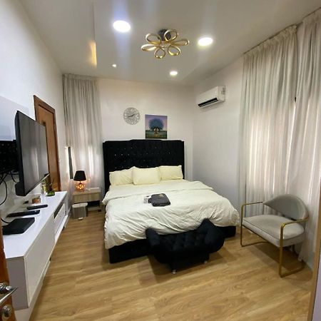 2-Bedroom Furnished Apartment - Lekki ラゴス エクステリア 写真
