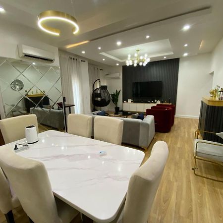 2-Bedroom Furnished Apartment - Lekki ラゴス エクステリア 写真